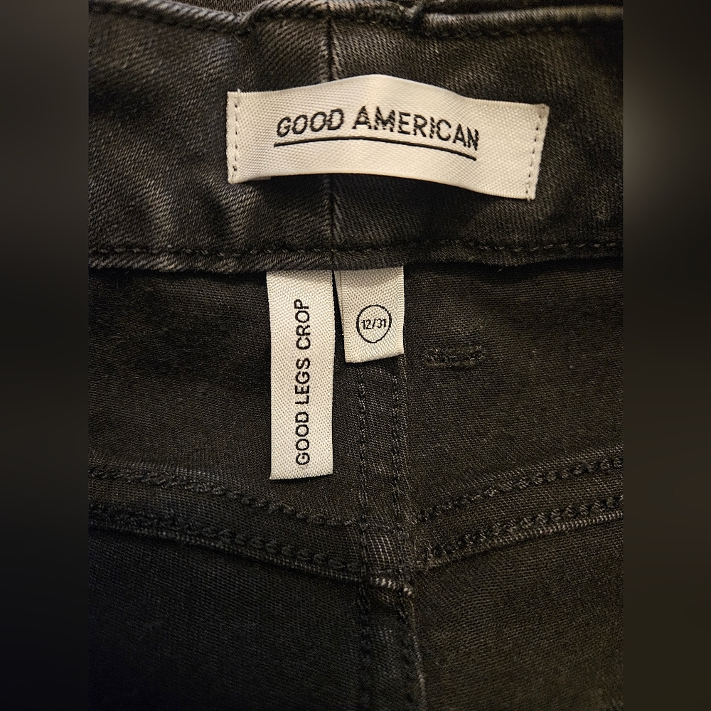 Good American Good Legs Crop Jeans - Size 12/31 - Picture 3 of 6